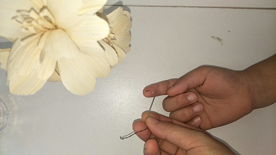 手指头扎刺很深没有刺尾取出妙招,手指头扎刺怎么弄出来不用白醋