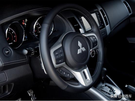 三菱老款欧蓝德evo版本,三菱欧蓝德前世今生