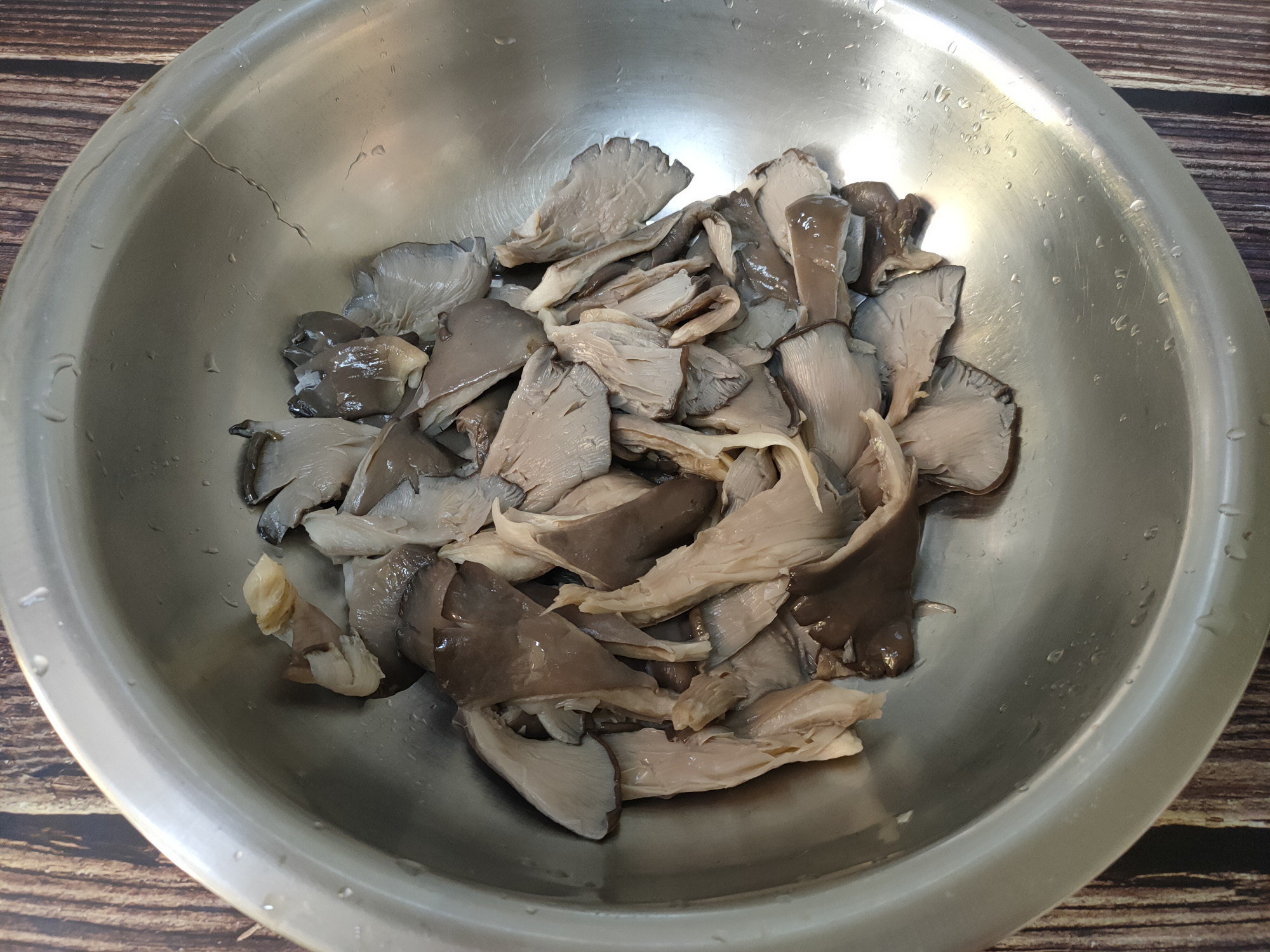 做干炸蘑菇做法,干炸蘑菇酥脆的方法