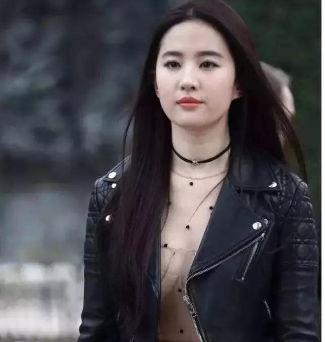 新皮衣皱了怎么快速弄平,皮衣加棉皱了怎么快速弄平