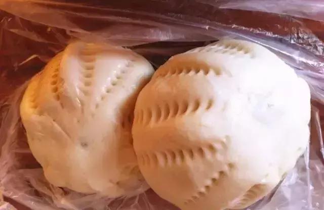 天津特色小吃被称为津门三绝 (天津风味小吃中的三绝之一)