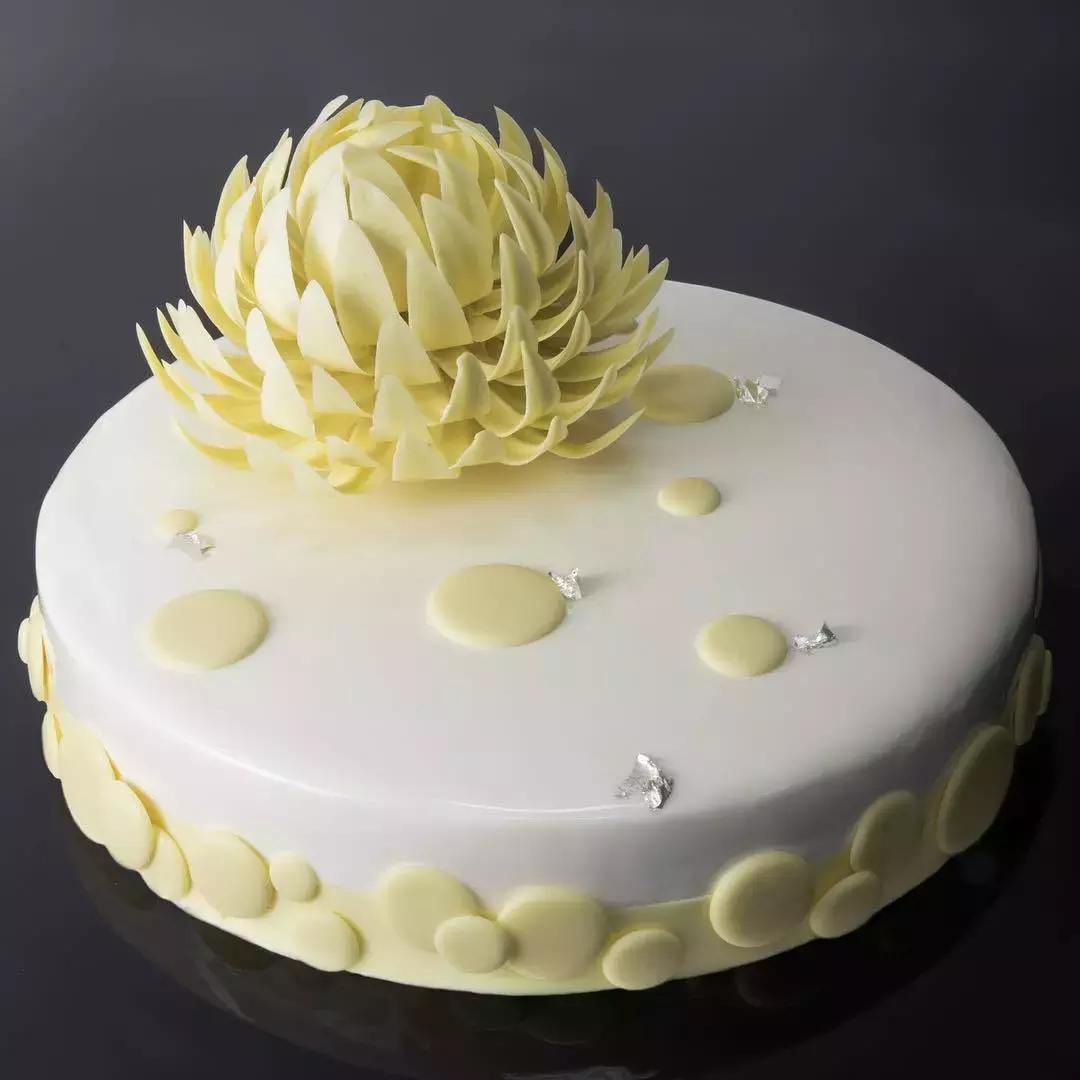 有颜色的马卡龙怎么做,如何做出简单的马卡龙