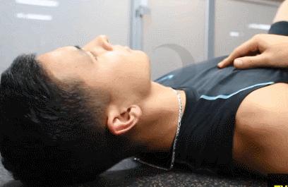 颈部经常低头如何改善,低头族怎么解决肩颈问题