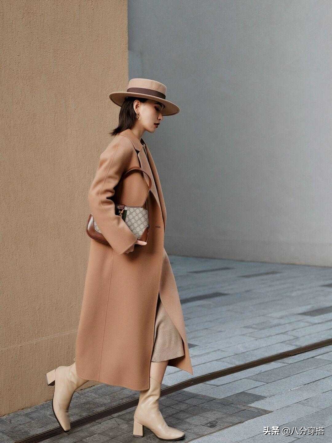 棕色大衣秋冬高级感,休闲黄棕色大衣怎么穿出高级感