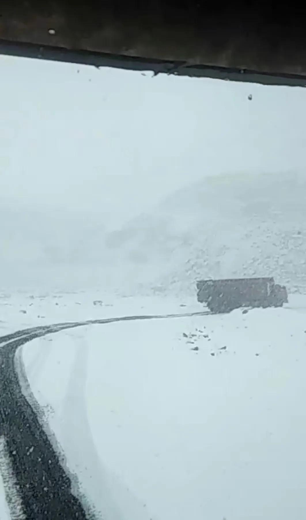 我在德令哈海子诗歌,我在德令哈最后一天