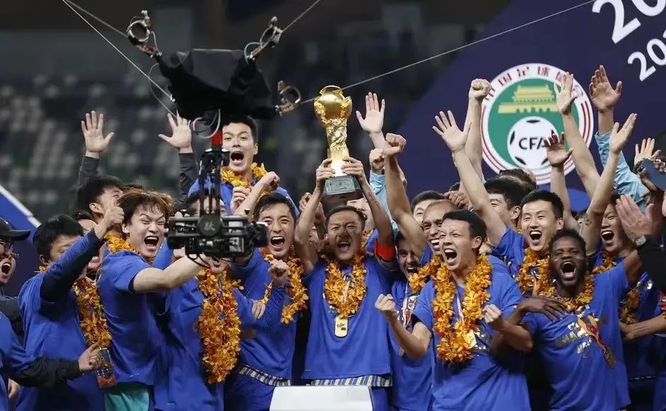 苏宁当年多少钱买苏宁足球,苏宁球队的价格