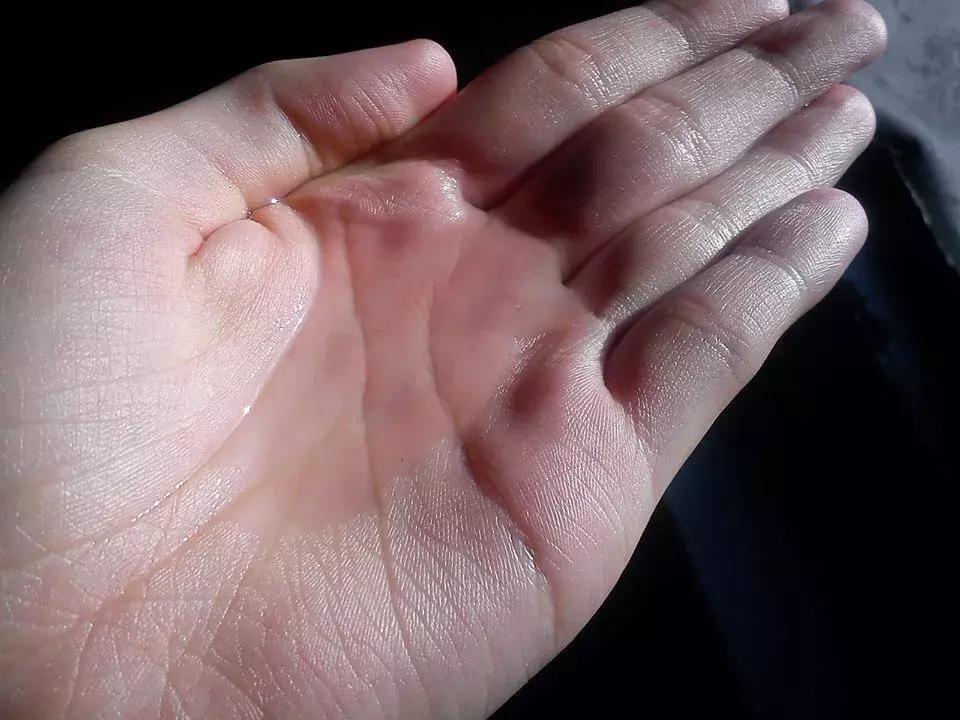 化妆水深层清理,化妆水深度补水