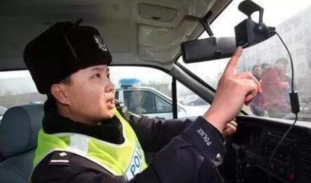 怎样安装行车记录仪才不会被扣分,怎样装行车记录仪交警会罚