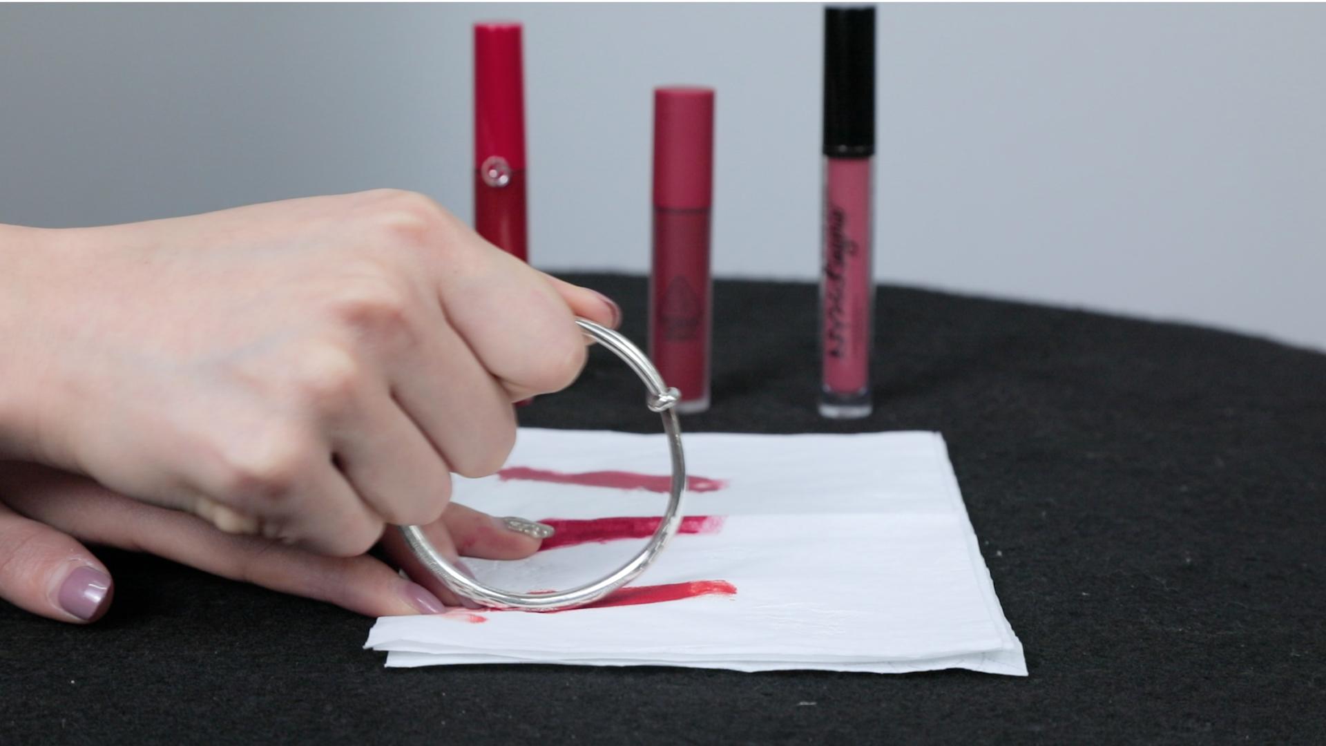 口红含铅能用什么测出来,怎么自测口红的含铅量