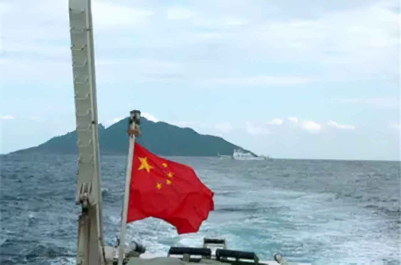 1990年，台军拟攻占*鱼岛钓**，李*辉登**作梗未实施