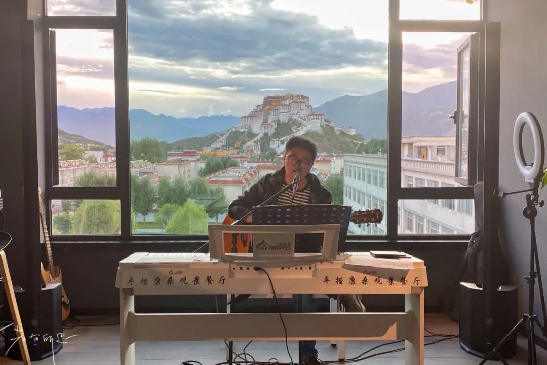 旅游到西藏不可错过的10大美食,拉萨藏餐小吃美食推荐