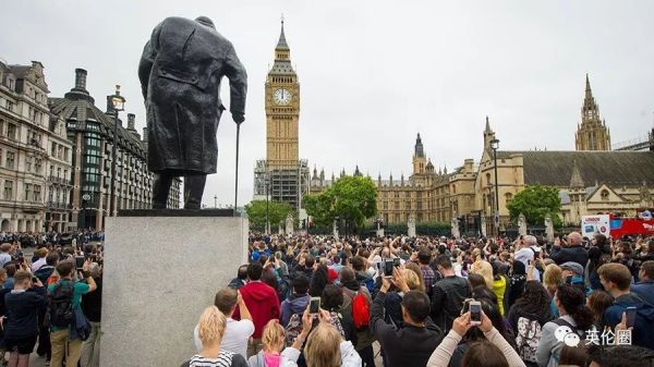 英国出名的塔,英国最有名的塔