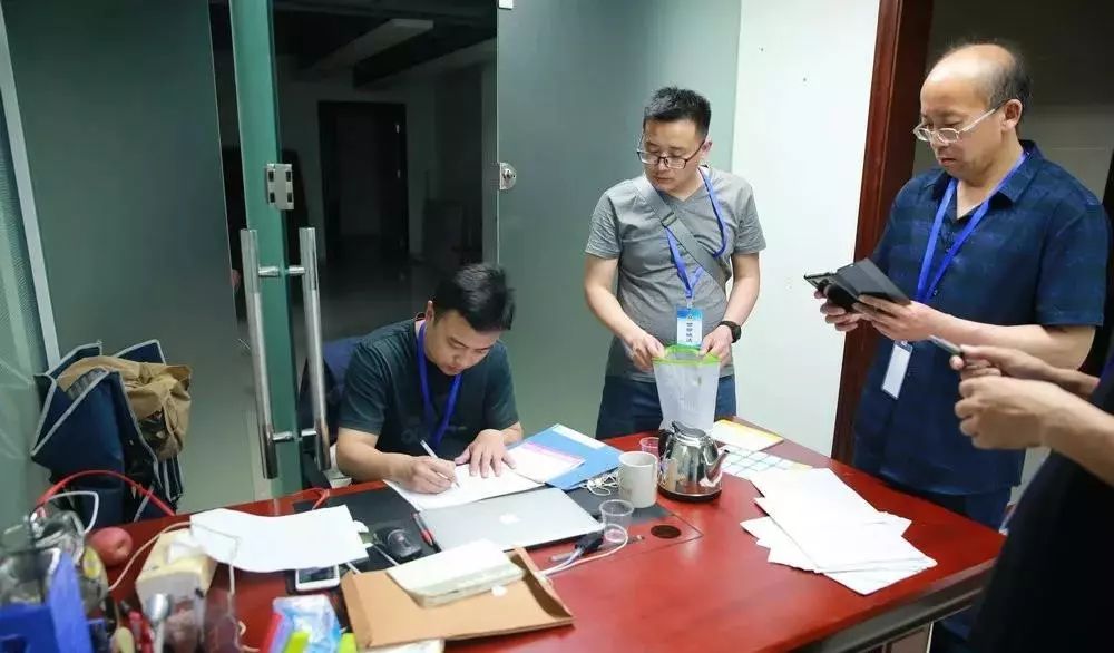 重庆警方破获荐股诈骗团伙,警惕以推荐股票为由实施网络诈骗