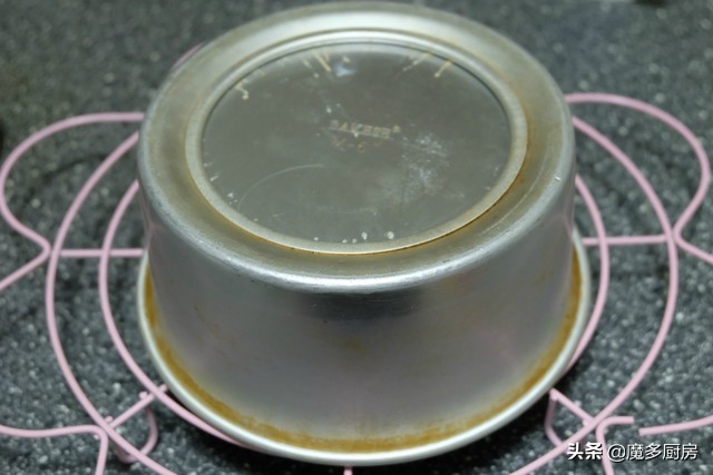 做蛋糕200克的面粉需要几个鸡蛋,自制蛋糕只用一个鸡蛋就可以做