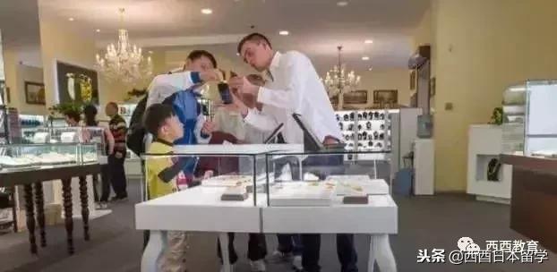 只宰中国人？！日本免税店被爆专坑中国人……全程实拍！