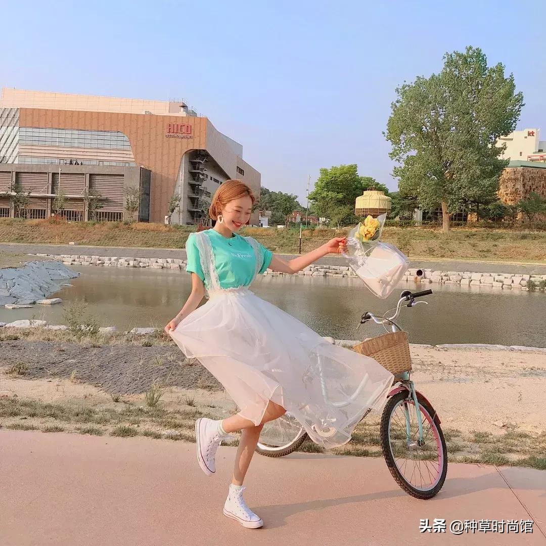 穿着阔腿裤上厕所怎么办,如何正确穿阔腿裤