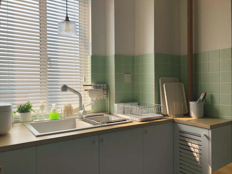 70平两室小户型，原木色的日式小清新，让家更温馨