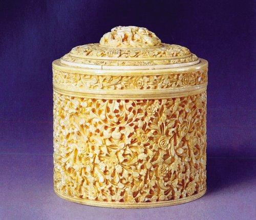 我的爱好之一是的英语,我的爱好之一是弹钢琴用英语怎么说