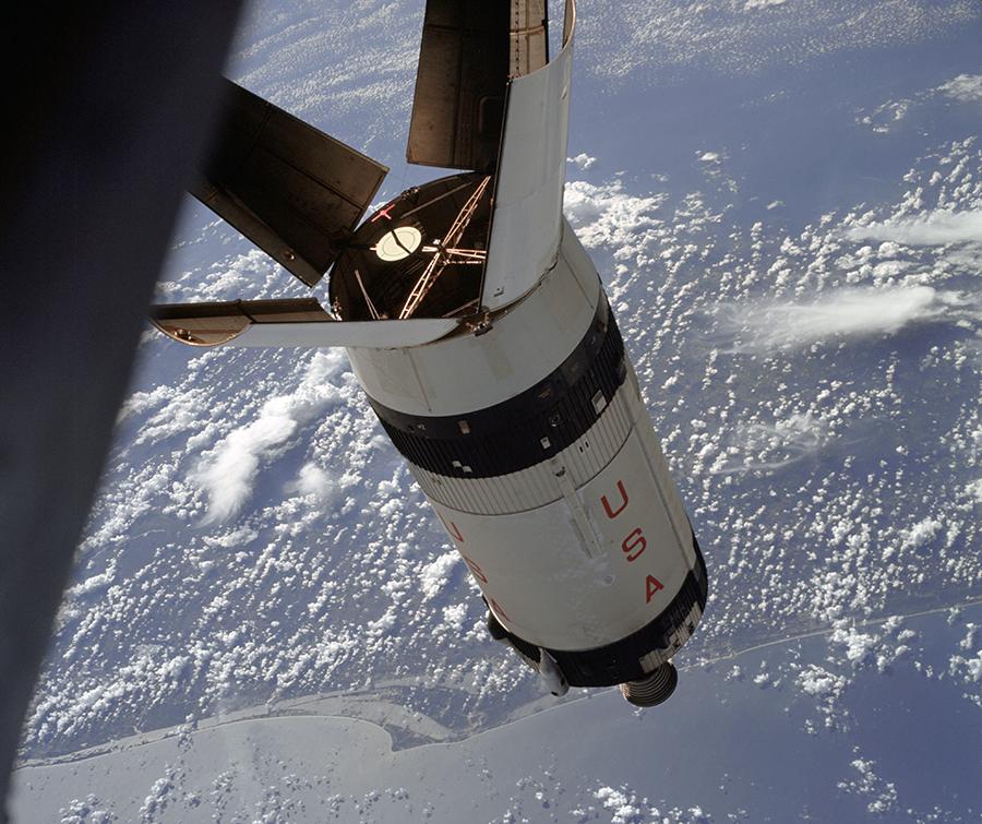 在大气层里“打水漂”，原来这才是登月后安全返回的最重要一步