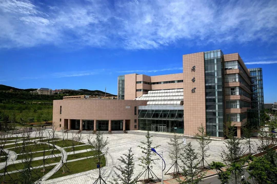 辽宁省高校(三十二)大连外国语大学