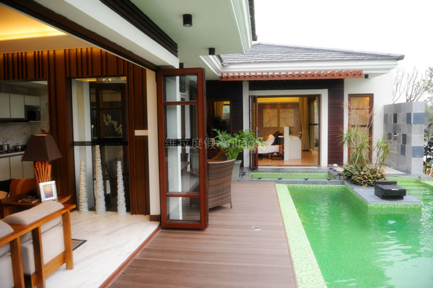 ¥599入住惠州候鸟度假酒店别墅+私家大泳池+温矿泉SPA池~