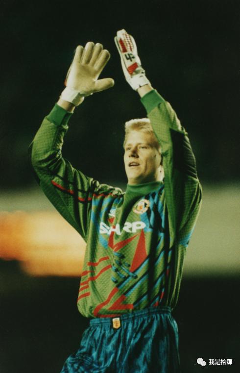 曼联下赛季球衣曝光,曼联最丑球衣