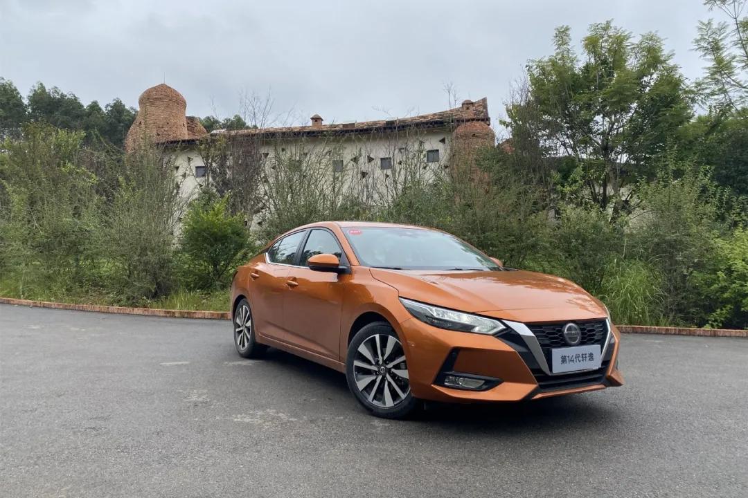 适合女生买的新手车推荐,买什么车最好看又便宜女士开的