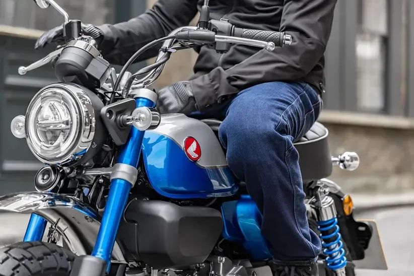 本田2022款超级幼兽c125简评,2023款本田supercub125