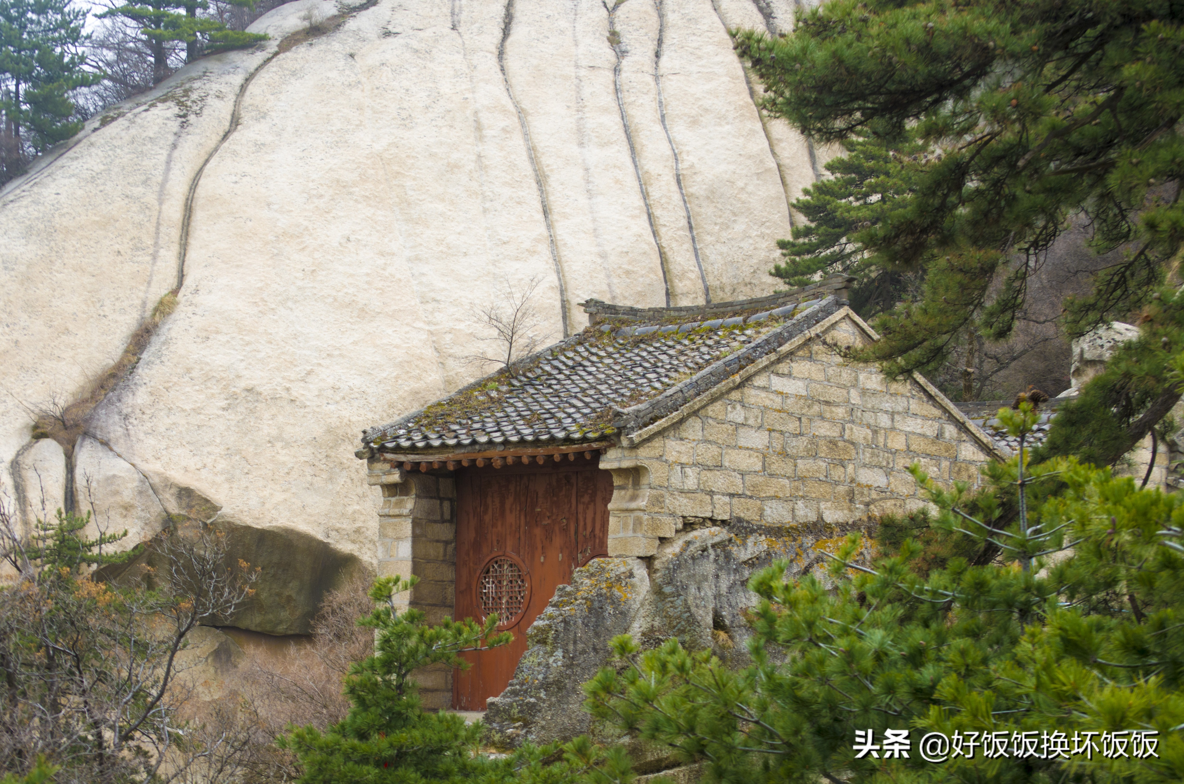 华山站到华山北峰怎么走,华山西峰到华山北峰山路怎样