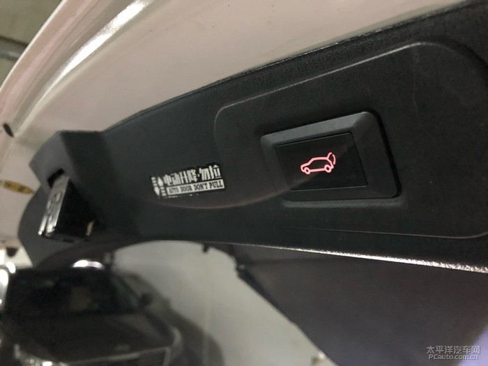 满意的静音电动尾门-门博士产品装车