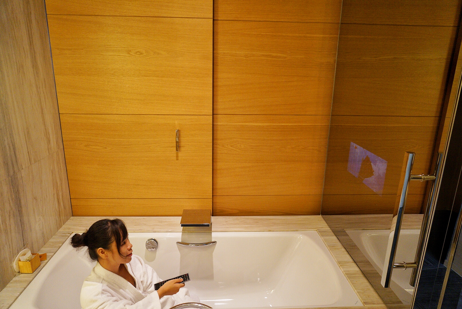 广州小蛮腰四季酒店,广州必住酒店