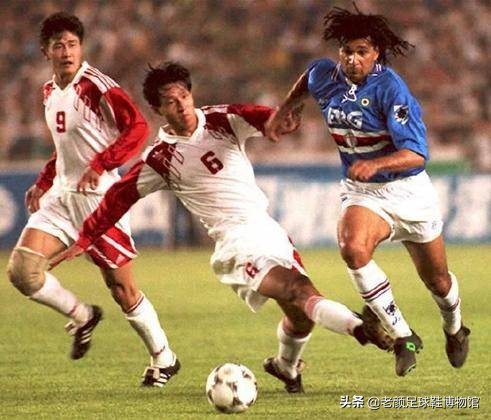 米兰球霸转会桑普，两次访华都败于国足脚下，英超技术扶贫最大牌