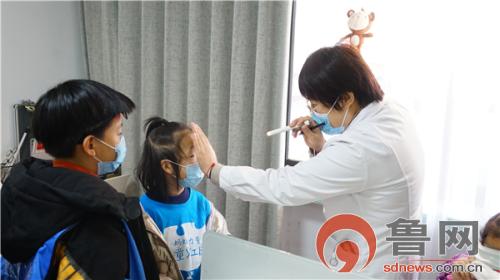 钂欑溂缁樼敾娲诲姩,娼嶅潑鏄庢鼎鐪肩鍖婚櫌鐪肩鍖荤敓