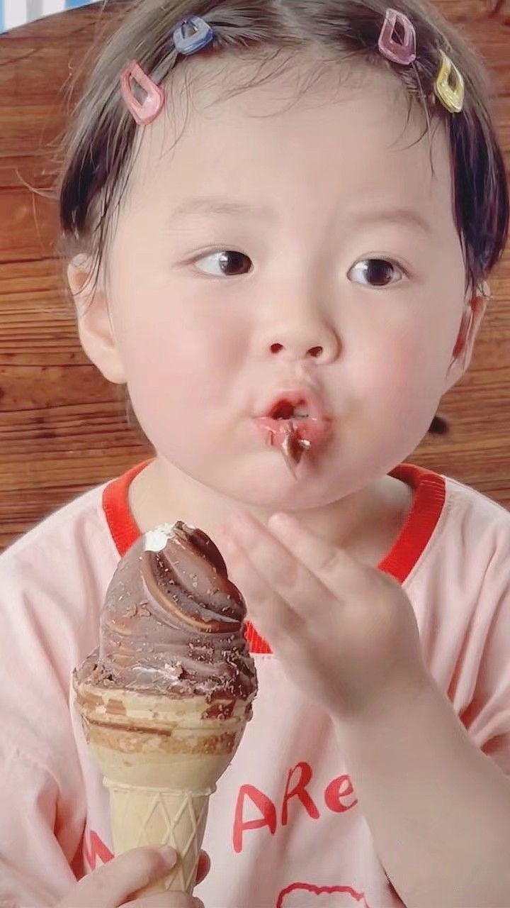 可爱宝宝壁纸高清全屏可自取,手机壁纸宝宝可爱女孩