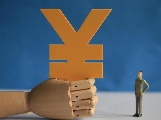 靠兼职挣30万,靠自己努力赚了200w