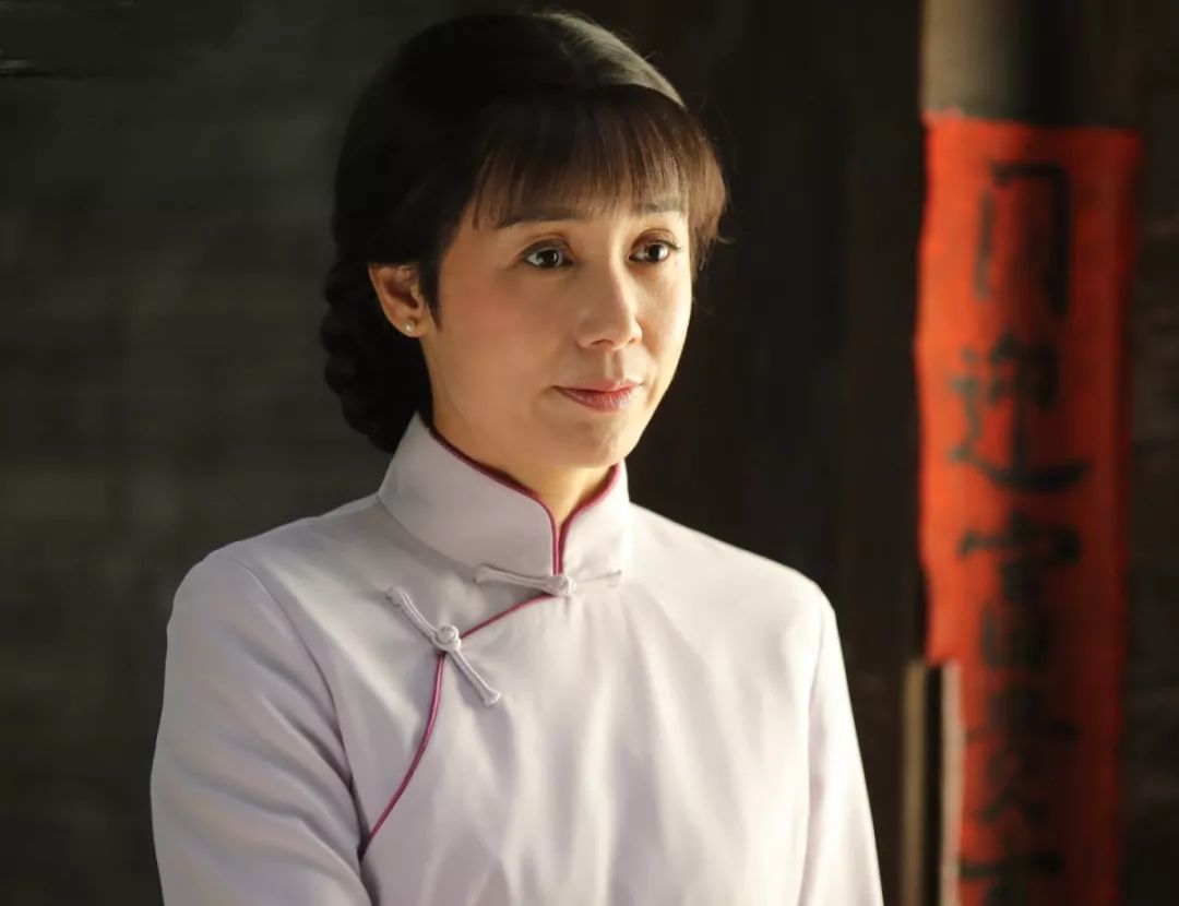 蒋雯丽演一个寡妇养三个孩子,蒋雯丽单亲母亲大结局