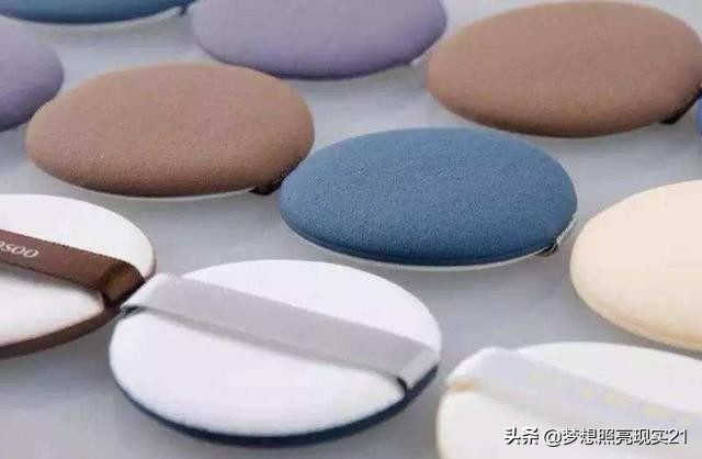 粉扑美妆蛋清洗方法没有清洗液,粉扑怎么清洗化妆教程图片