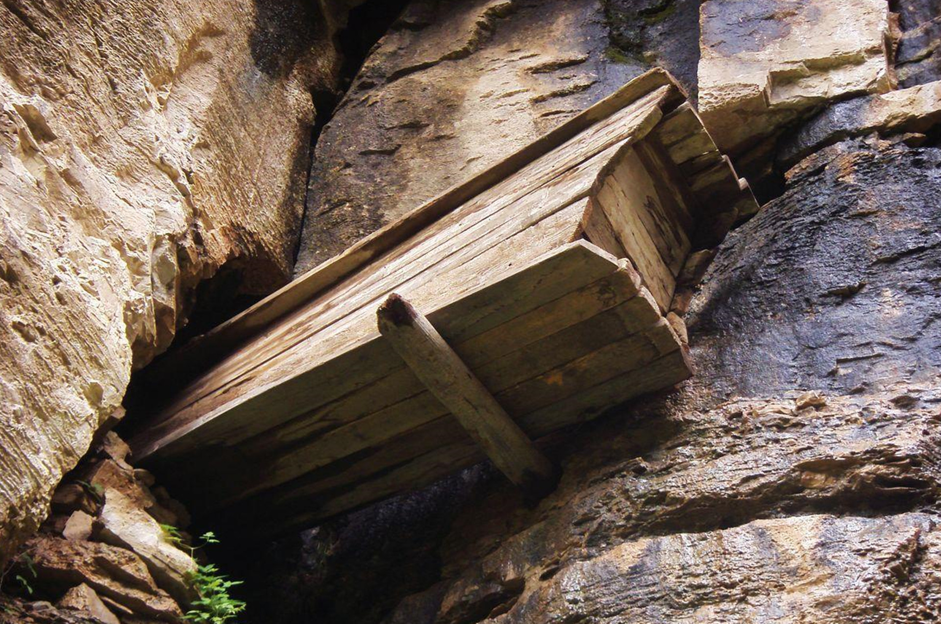 宁可试人棺不可试人鞋背后的故事,宁可试人棺切莫试人鞋的释义