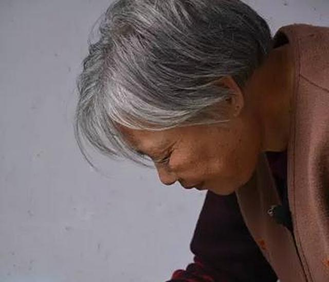 军嫂姜致莲近况,军嫂为救丈夫成植物人