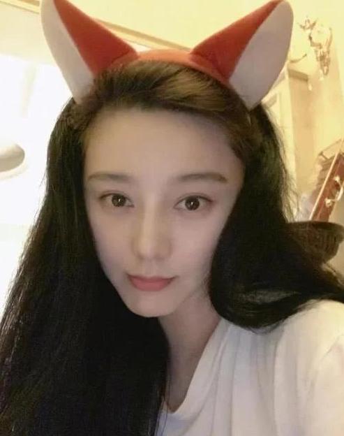 范冰冰擦护肤水方法,范冰冰护肤的正确步骤视频