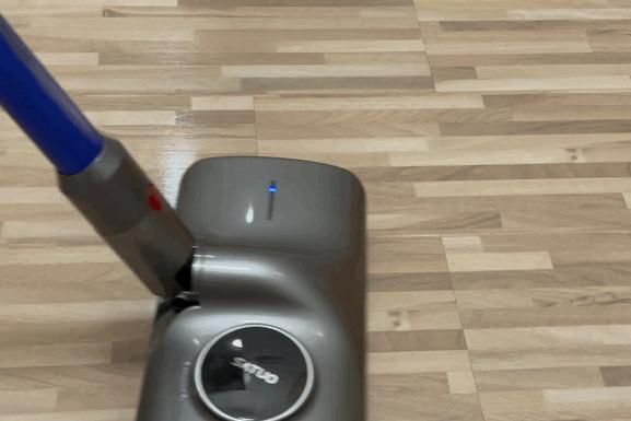 戴森v8拖地配件,戴森v8日常使用经验