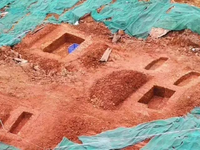 考古发掘的几个大墓,考古发掘古墓大学