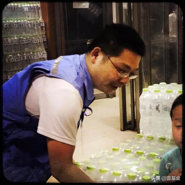 李健强弱音传奇,三十而立四十不惑李健