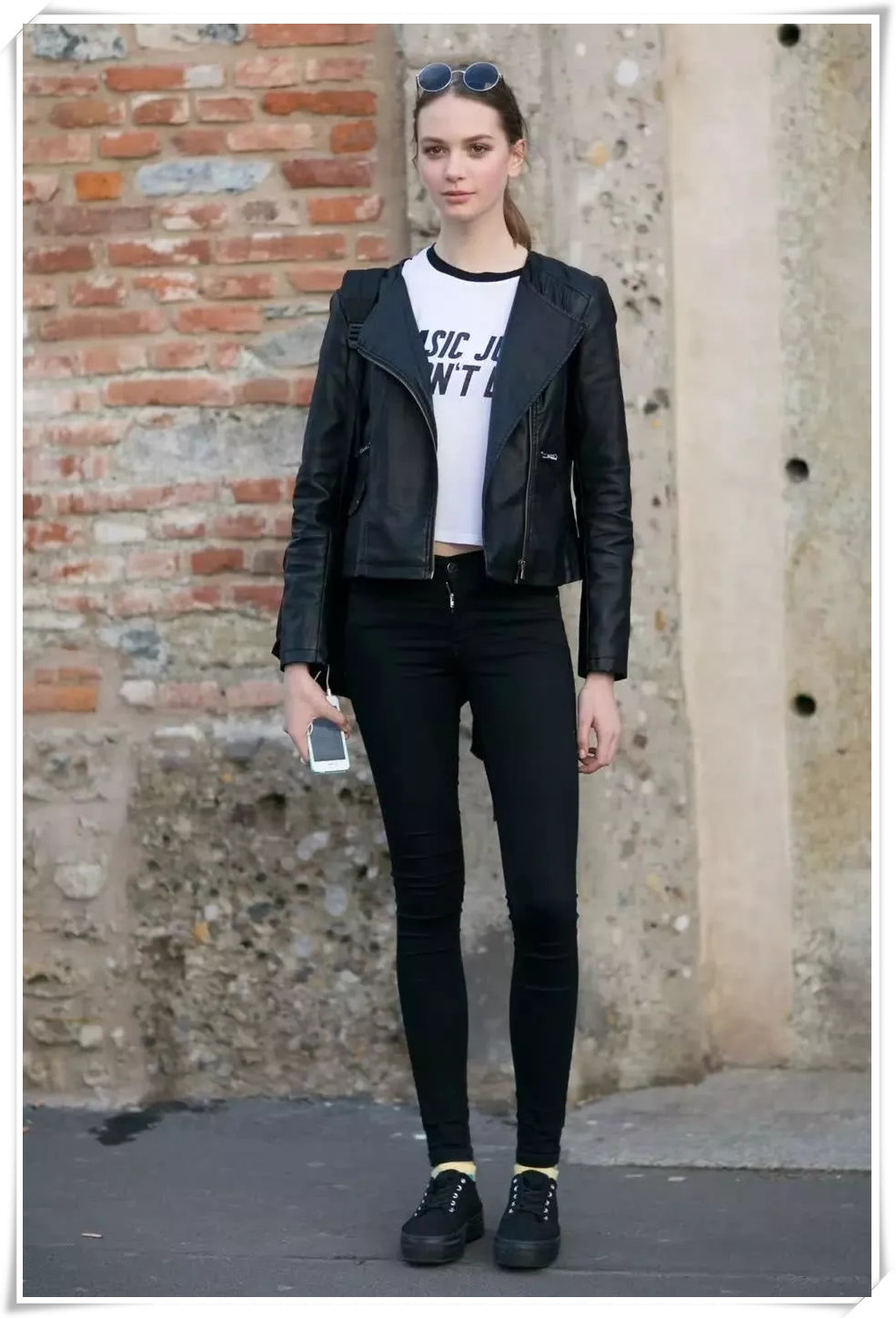 长款皮衣怎么穿出时尚感,长款皮衣怎么作为内搭衣服穿