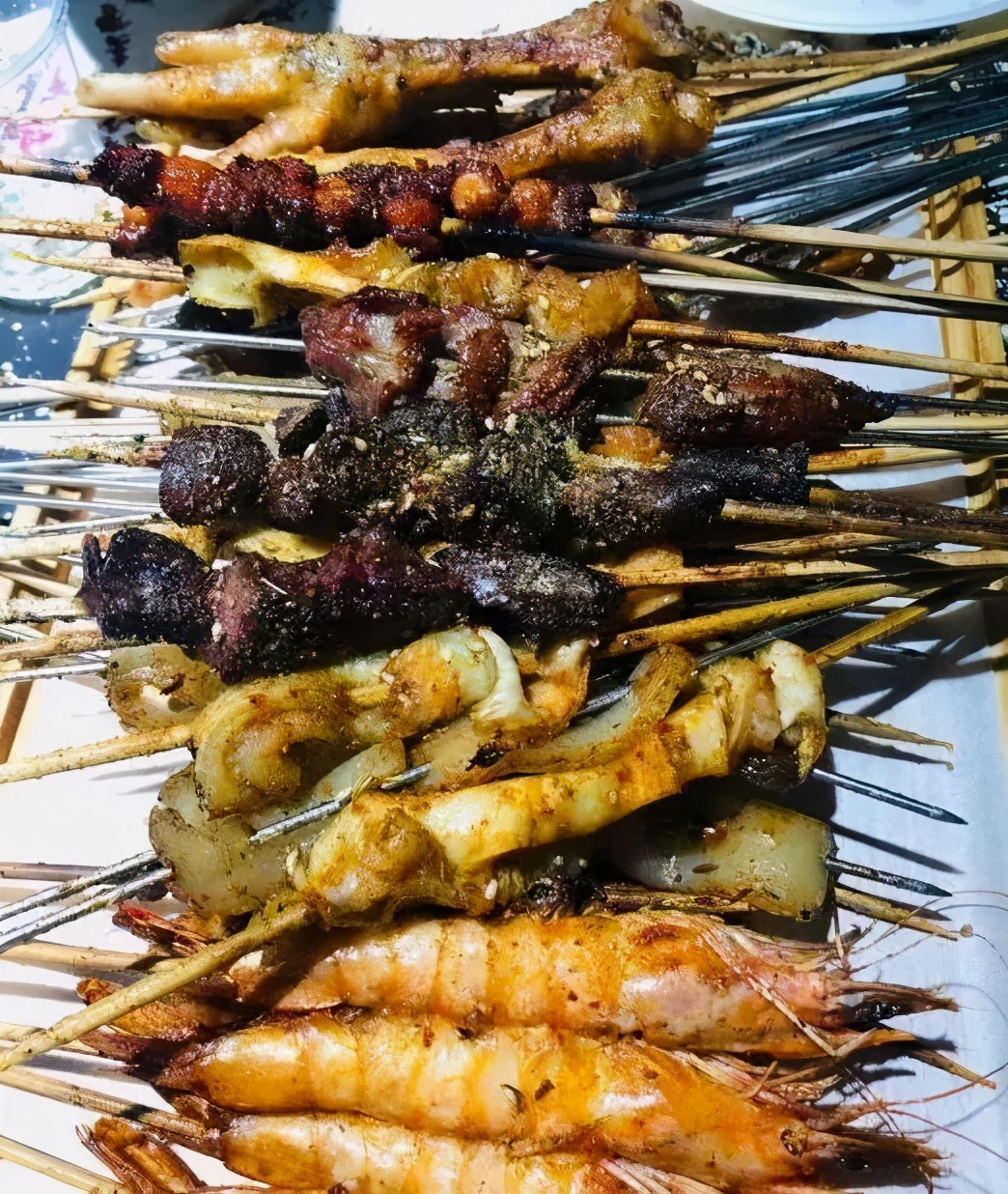 沈阳人有多爱吃鸡架,沈阳人为什么喜欢吃鸡架