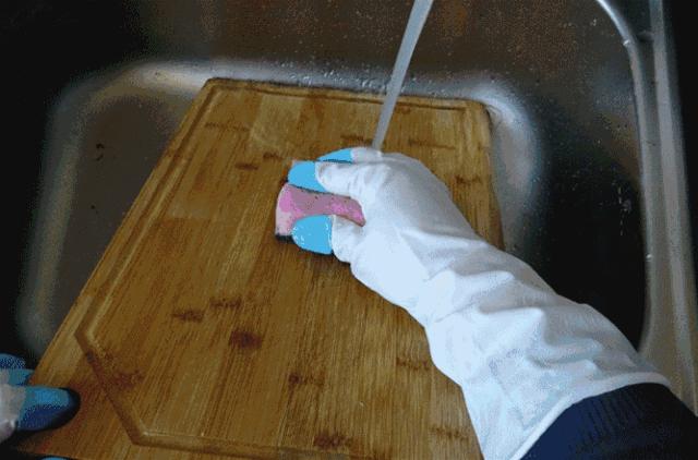 厨房里的砧板是最脏的吗,砧板菜板怎么去污