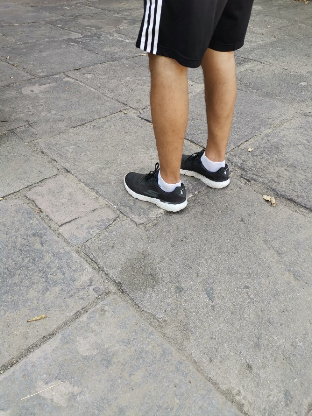 国产轻便健步鞋,美国生产的老年人健步鞋