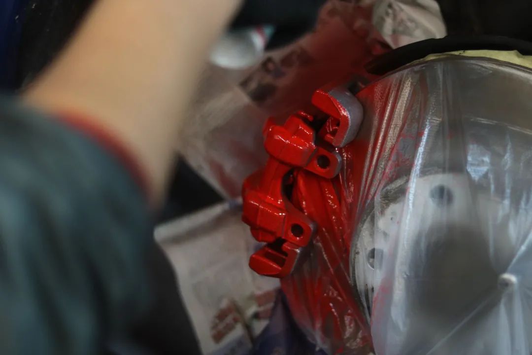 怪兽改造跑车视频,宝马f20120改装