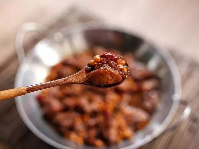 鸭子炖黄豆最好吃的做法,烧鸭子剩下的黄豆怎么做好吃