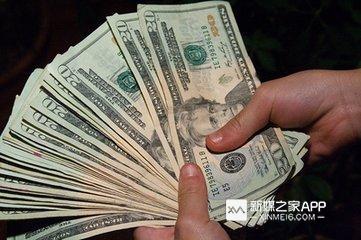 灏忕櫧浜屾墜鎵嬫満,濡備綍鐢ㄤ簩鎵嬫墜鏈哄紑缃戝簵璧氶挶